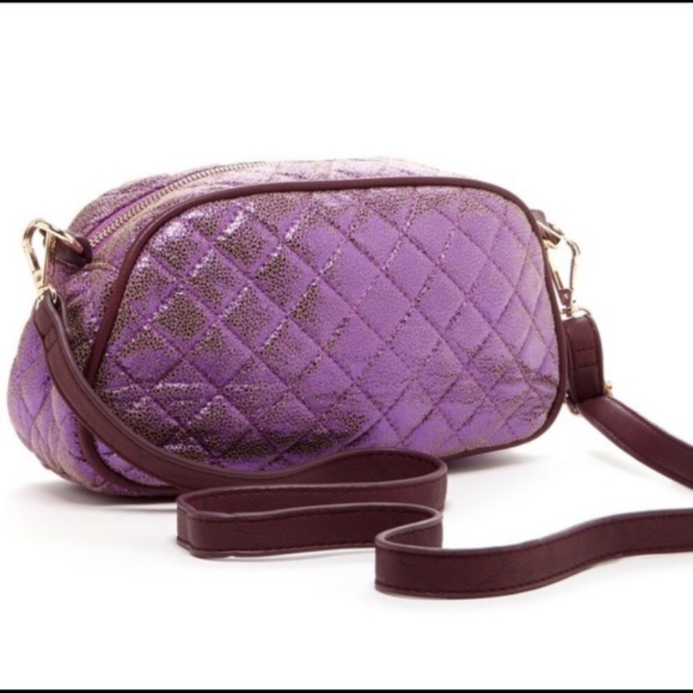 Metallic Plum Quilted Crossbody Bag Purse! - Picture 2 of 2